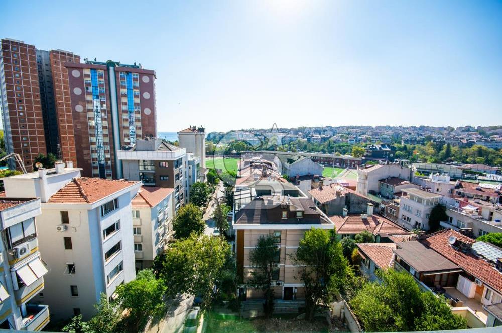 Kalamış 'ta Deniz Manzaralı Katta Tek Dubleks Daire