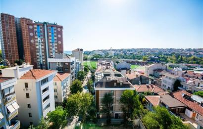 Kalamış 'ta Deniz Manzaralı Katta Tek Dubleks Daire