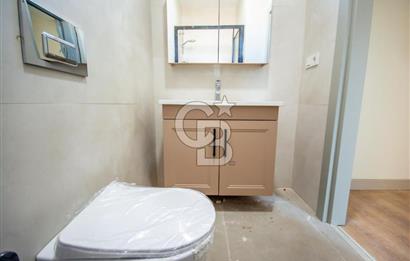 Kalamış 'ta Deniz Manzaralı Katta Tek Dubleks Daire