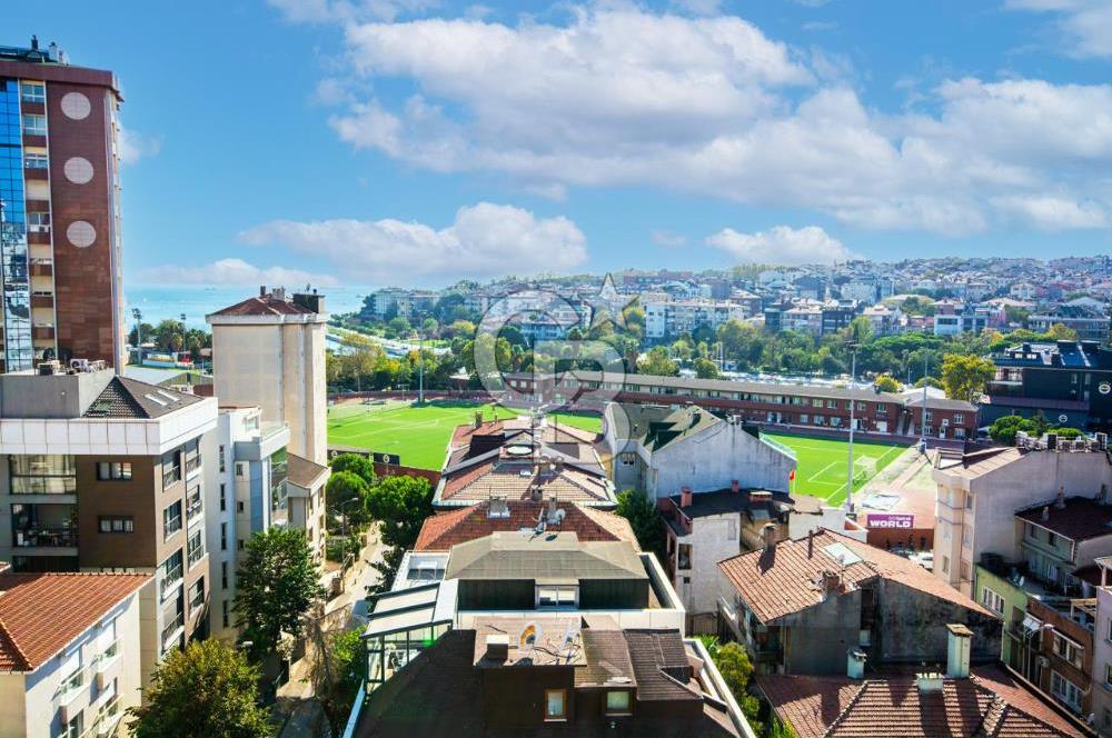 Kalamış 'ta Deniz Manzaralı Katta Tek Dubleks Daire