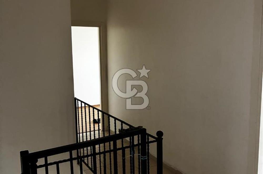 Ünalan Mahallesinde Genç Binada Satılık Geniş Ters Dublex