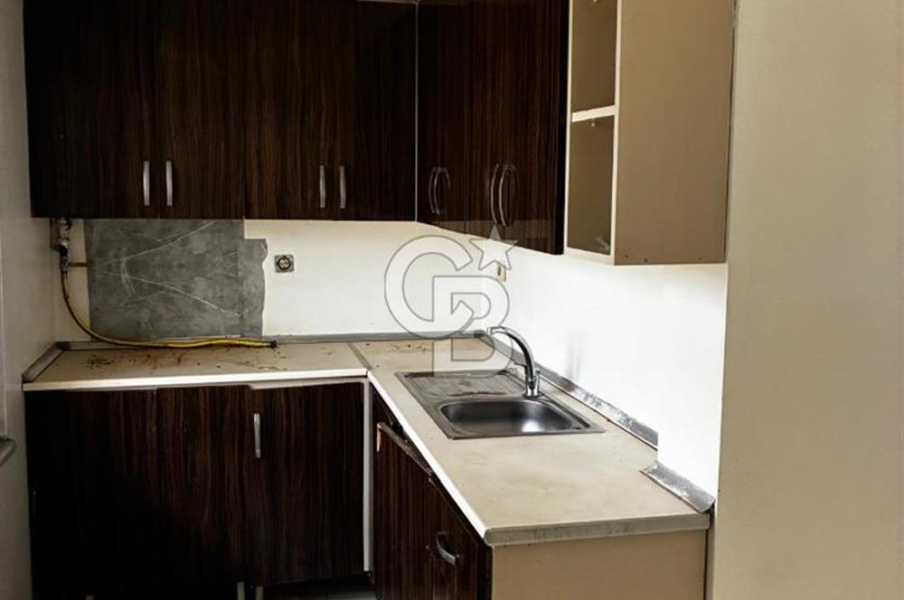 Ünalan Mahallesinde Genç Binada Satılık Geniş Ters Dublex