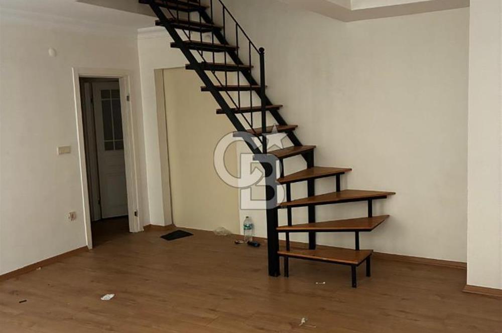 Ünalan Mahallesinde Genç Binada Satılık Geniş Ters Dublex