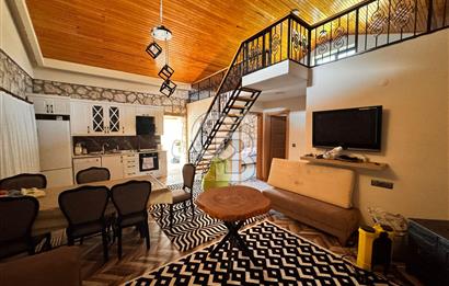 Torbalı Dağkızılca Köyünde Satılık 3069 m2 Tarla ve Taş Ev