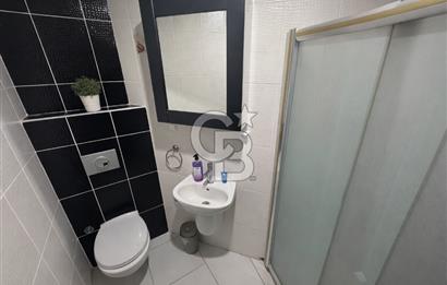 Karşıyaka Şemikler mahallesinde Satılık Merkezi Konumda, Kapalı Mutfaklı 2+1