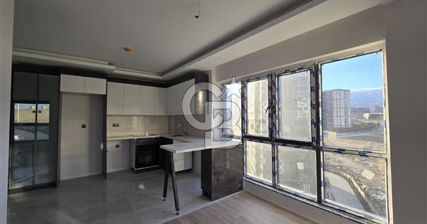 ÇANKAYA YAŞAMKENT SİTE'DE ÇİFT CEPHE KİRALIK SIFIR 1+1 DAİRE - 330241