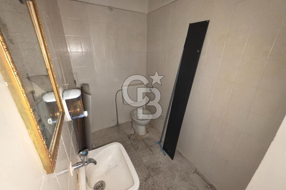 Çankaya Küçük Esat Bülbülderesinde Satılık Mutfalı Wc'li Kombilil Dükkan