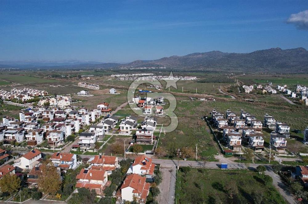 Dikilin Parlayan Bölgesi Salihler de 600 m2 İmarlı Arsa