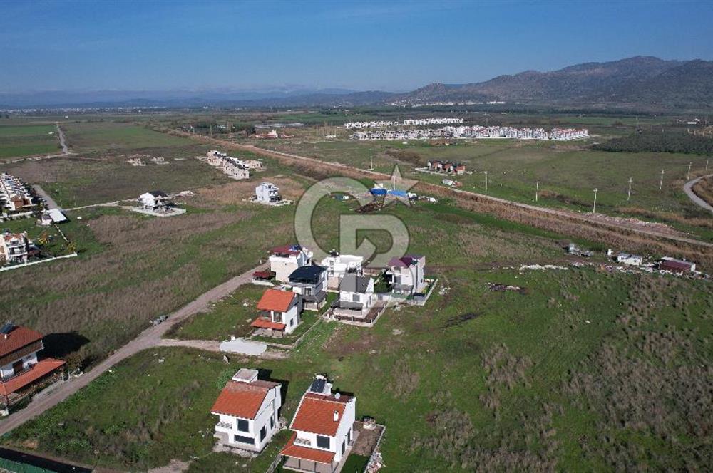 Dikilin Parlayan Bölgesi Salihler de 600 m2 İmarlı Arsa