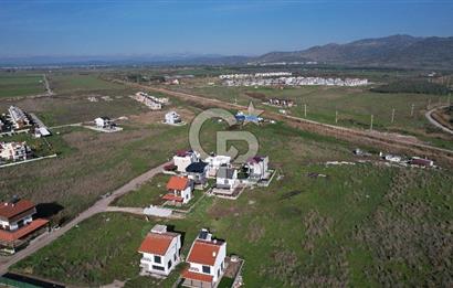 Dikilin Parlayan Bölgesi Salihler de 600 m2 İmarlı Arsa