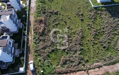 Dikilin Parlayan Bölgesi Salihler de 600 m2 İmarlı Arsa