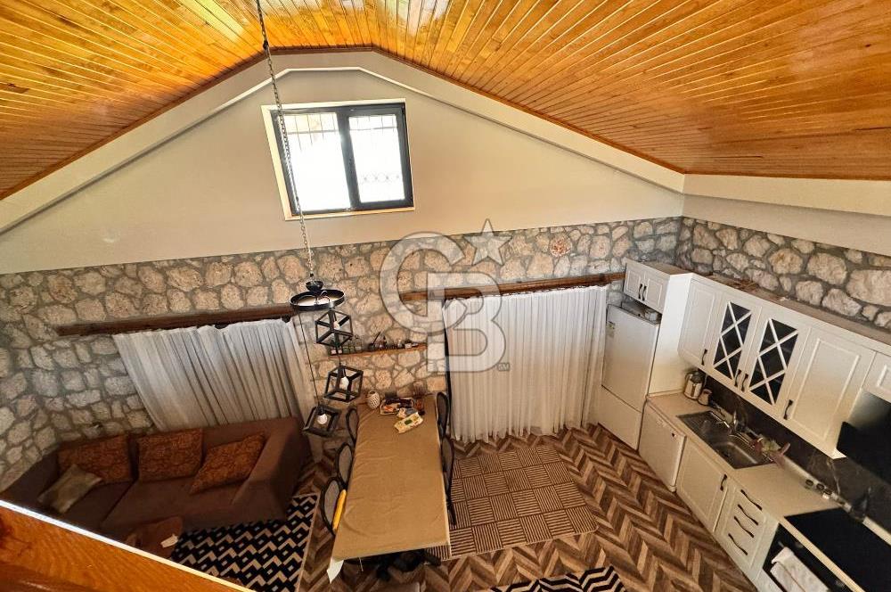 Torbalı Dağkızılca Köyünde Satılık 3069 m2 Tarla ve Taş Ev