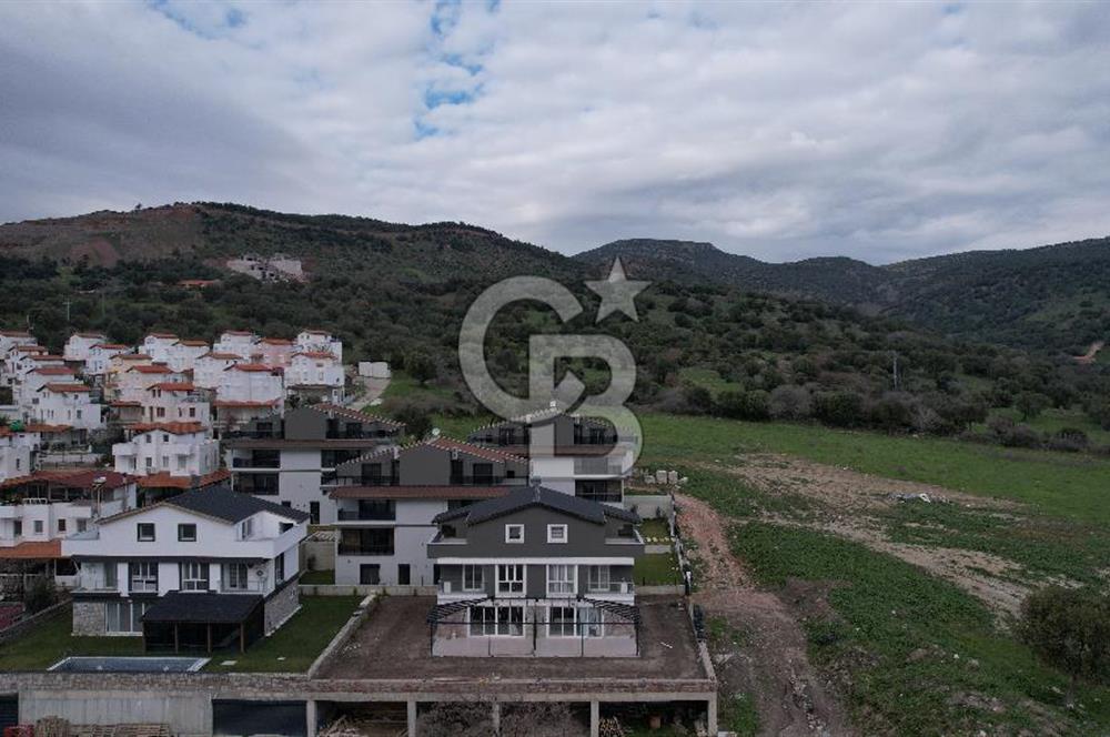 İzmirin İncisi Çandarlıda Satılık Sıfır Villa