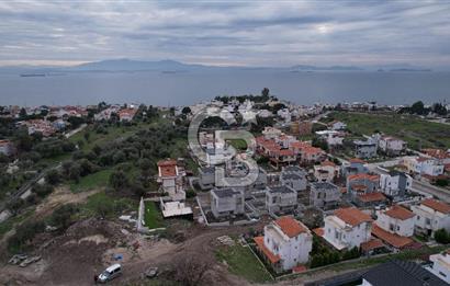 İzmirin İncisi Çandarlıda Satılık Sıfır Villa