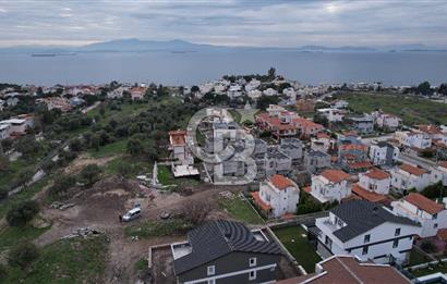 İzmirin İncisi Çandarlıda Satılık Sıfır Villa