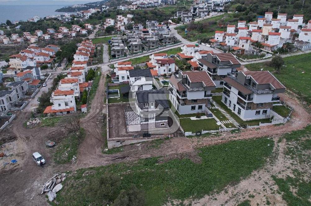 İzmirin İncisi Çandarlıda Satılık Sıfır Villa