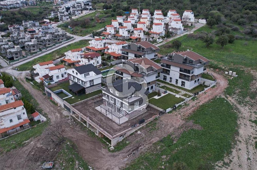 İzmirin İncisi Çandarlıda Satılık Sıfır Villa