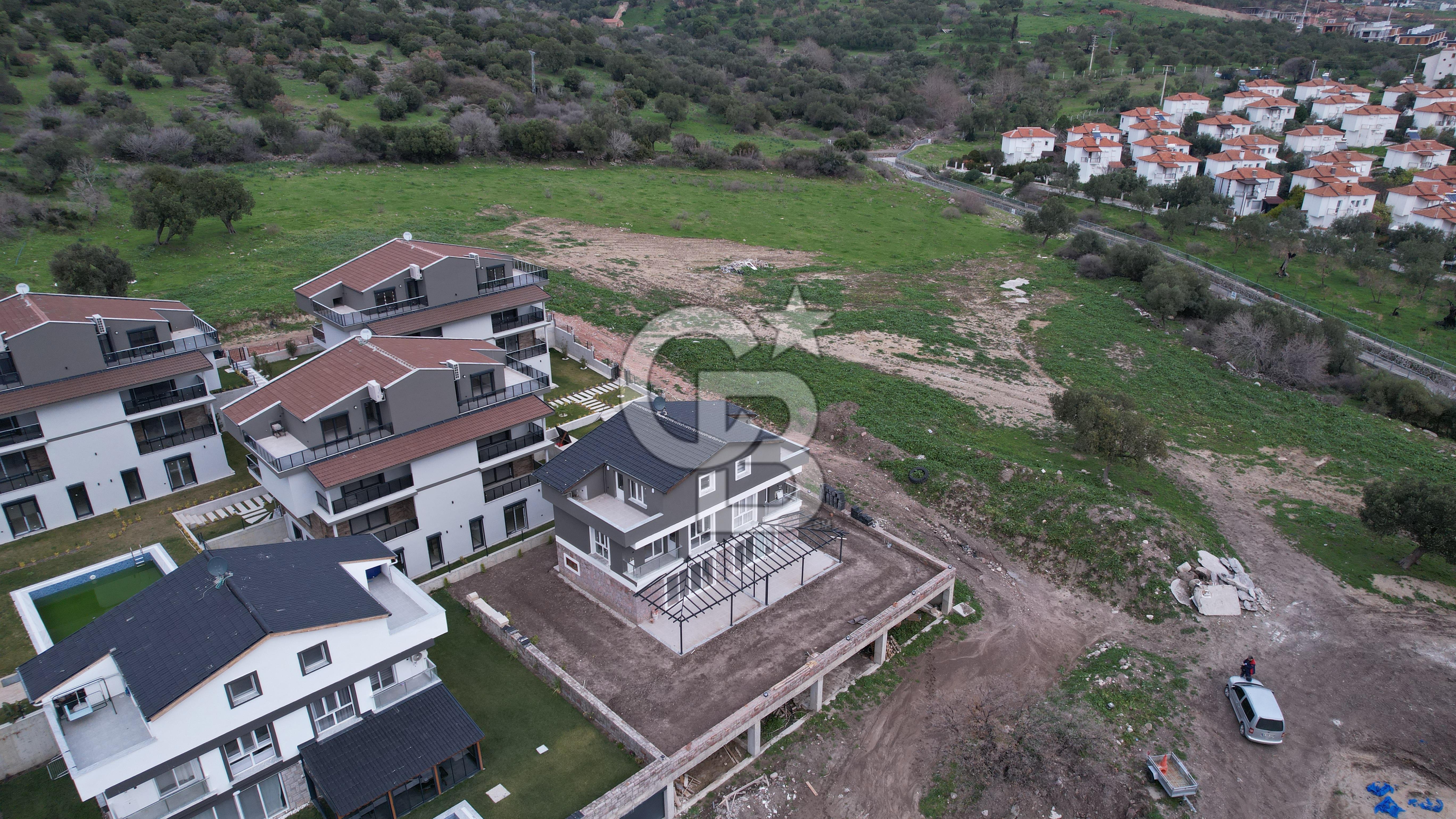 İzmirin İncisi Çandarlıda Satılık Sıfır Villa
