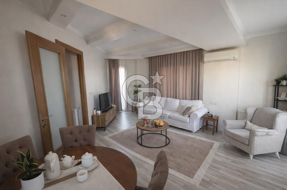 Karşıyaka Şemikler mahallesinde Satılık Merkezi Konumda, Kapalı Mutfaklı 2+1