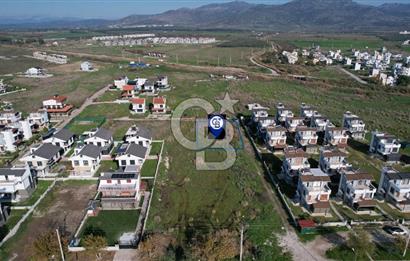 Dikilin Parlayan Bölgesi Salihler de 600 m2 İmarlı Arsa