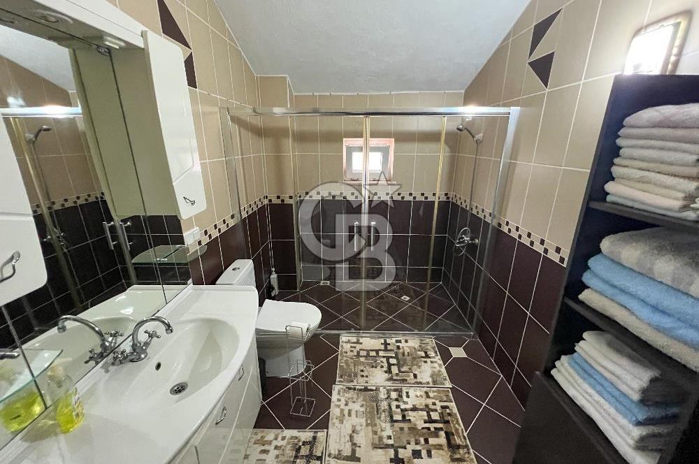 İZMİT ÇUBUKLU'DA DOĞA MANZARALI SİTE İÇİ 4+1 SATILIK VİLLA