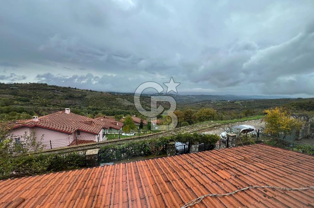 İZMİT ÇUBUKLU'DA DOĞA MANZARALI SİTE İÇİ 4+1 SATILIK VİLLA