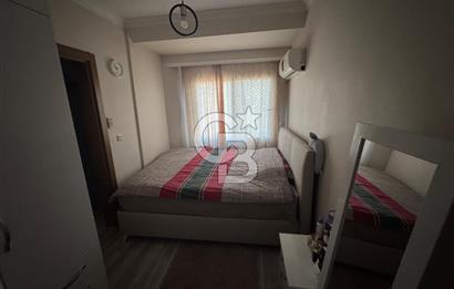 Karşıyaka Şemikler mahallesinde Satılık Merkezi Konumda, Kapalı Mutfaklı 2+1