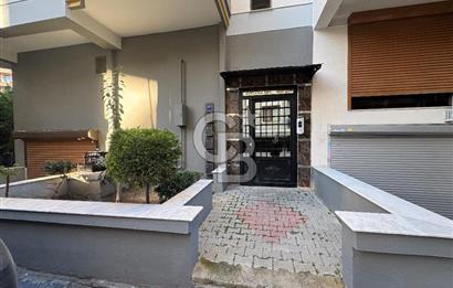 Karşıyaka Şemikler mahallesinde Satılık Merkezi Konumda, Kapalı Mutfaklı 2+1