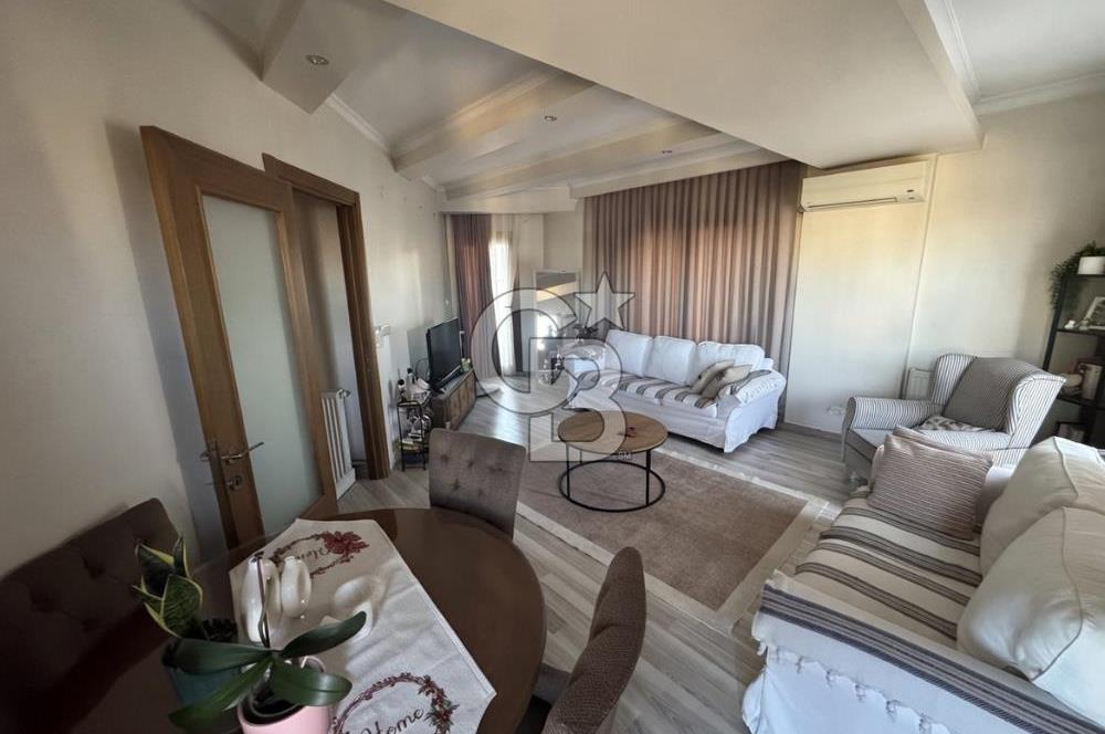 Karşıyaka Şemikler mahallesinde Satılık Merkezi Konumda, Kapalı Mutfaklı 2+1