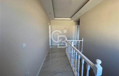 DERİNCE 60 EVLER MERKEZİ KONUMDA GENİŞ SATILIK 4+1 ÇATI DUBLEKS