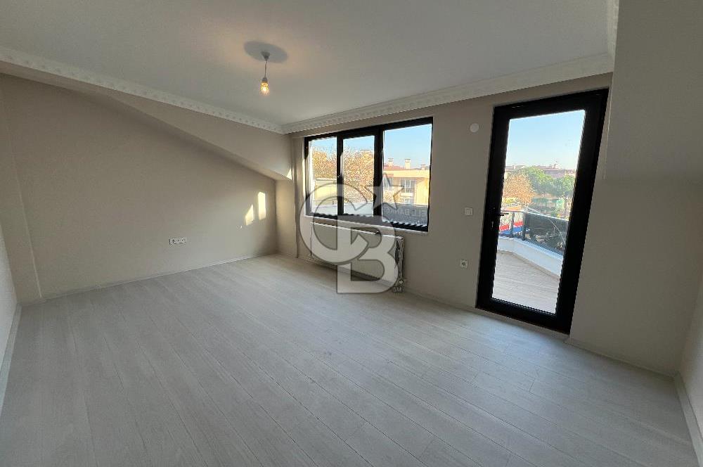 DERİNCE 60 EVLER MERKEZİ KONUMDA GENİŞ SATILIK 4+1 ÇATI DUBLEKS