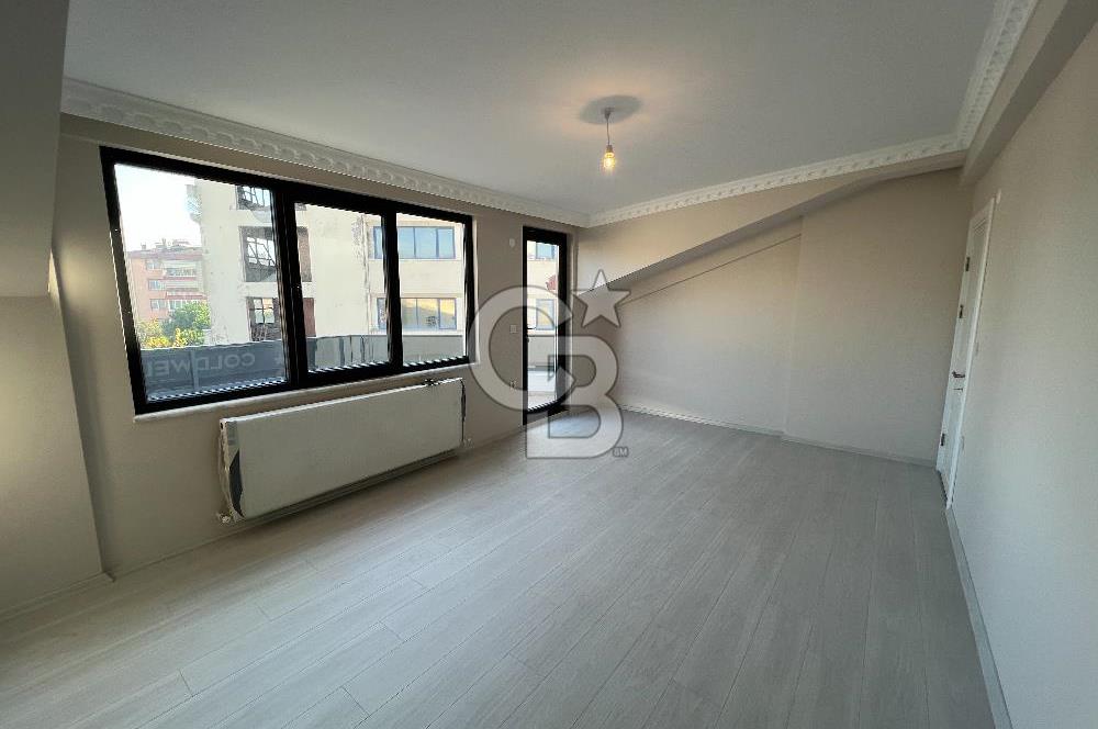 DERİNCE 60 EVLER MERKEZİ KONUMDA GENİŞ SATILIK 4+1 ÇATI DUBLEKS