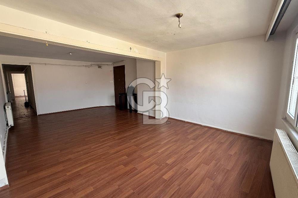 KADIKÖY KUŞDİLİ CADDESİ MEHMETÇİK VAKFI 'NDAN KİRALIK DAİRE