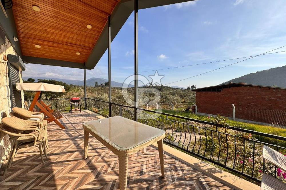 Torbalı Dağkızılca Köyünde Satılık 3069 m2 Tarla ve Taş Ev