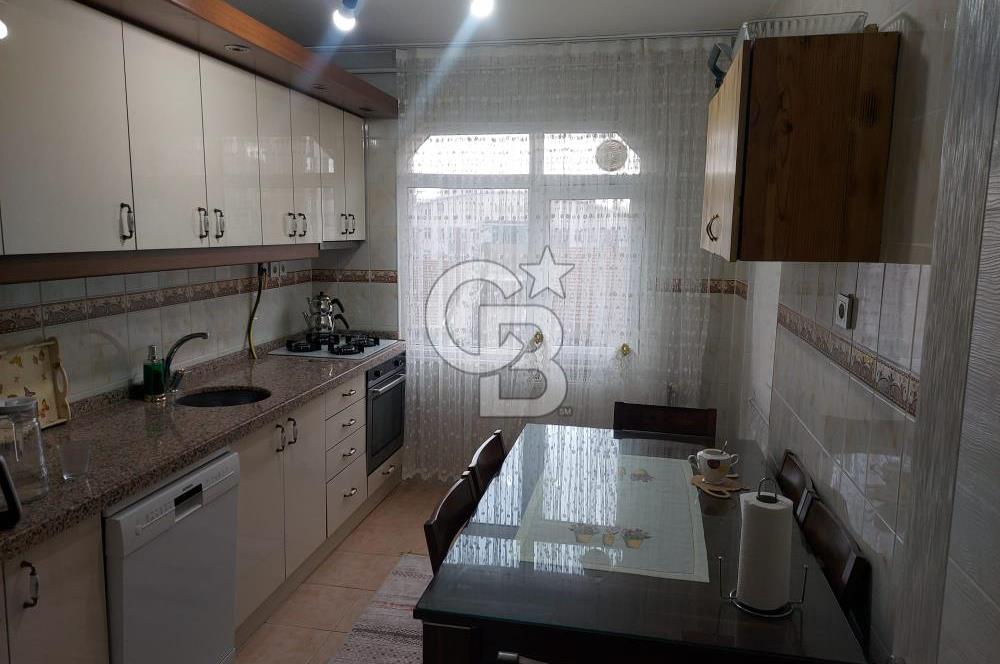 Gebze Osmanyılmaz Muhtarlığı yanında satılık 3+1.