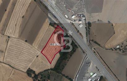 SAMSUN YOLU ÜZERİNDE TİCARİ POTANSİYELLİ SATILIK TARLA