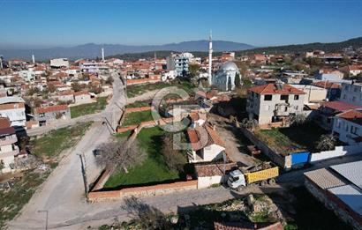 İzmir Bergama Zeytindağ da Satılık 2 Ev 1000 m2 Arsa Köy içinde