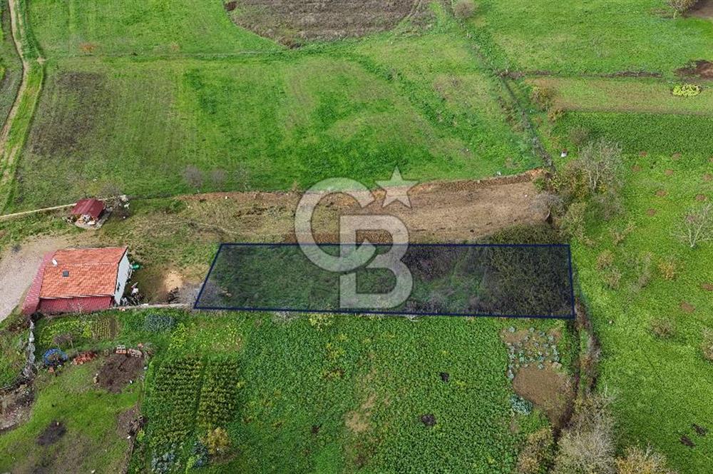 İZMİT BÖĞÜRGEN/SEFERLER KÖYÜNDE %40 İMARLI 1015 m² SATILIK ARSA