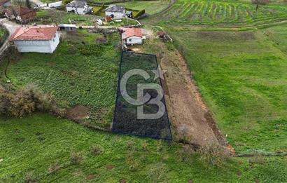 İZMİT BÖĞÜRGEN/SEFERLER KÖYÜNDE %40 İMARLI 1015 m² SATILIK ARSA