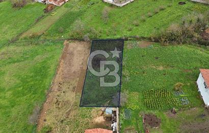 İZMİT BÖĞÜRGEN/SEFERLER KÖYÜNDE %40 İMARLI 1015 m² SATILIK ARSA