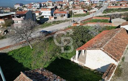 İzmir Bergama Zeytindağ da Satılık 2 Ev 1000 m2 Arsa Köy içinde