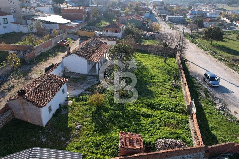 İzmir Bergama Zeytindağ da Satılık 2 Ev 1000 m2 Arsa Köy içinde
