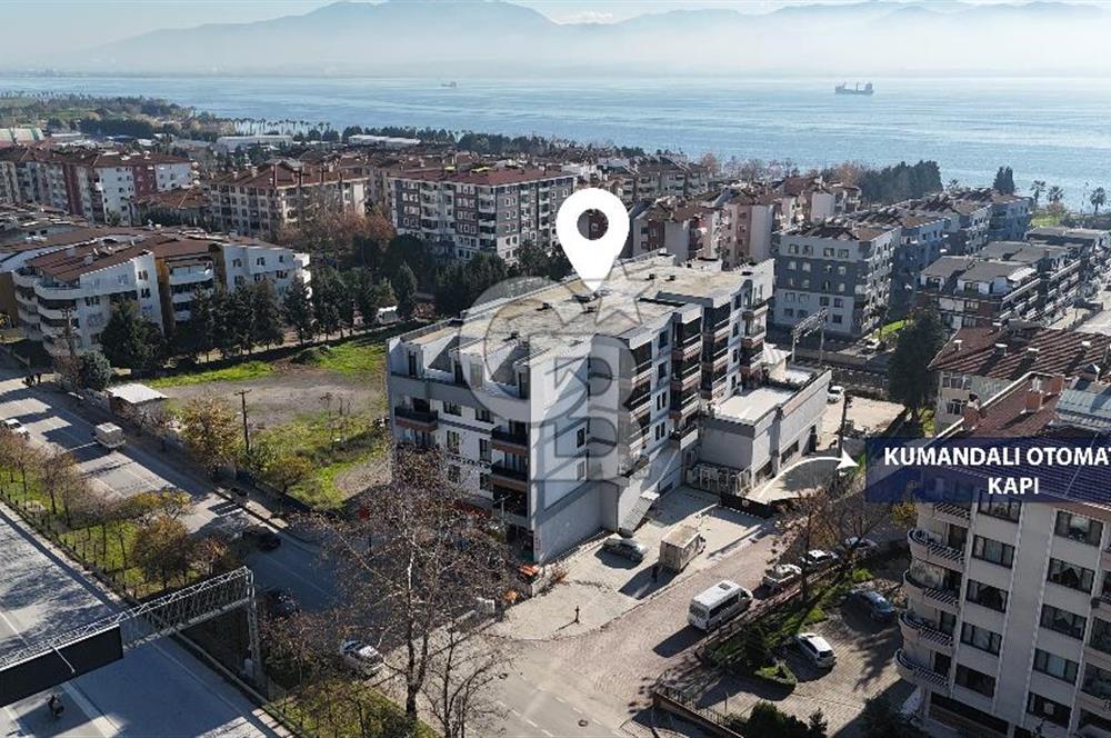 İZMİT PLAJYOLU'NDA E-5 ÜZERİ 686 M² KİRALIK DEPO/ İŞ YERİ