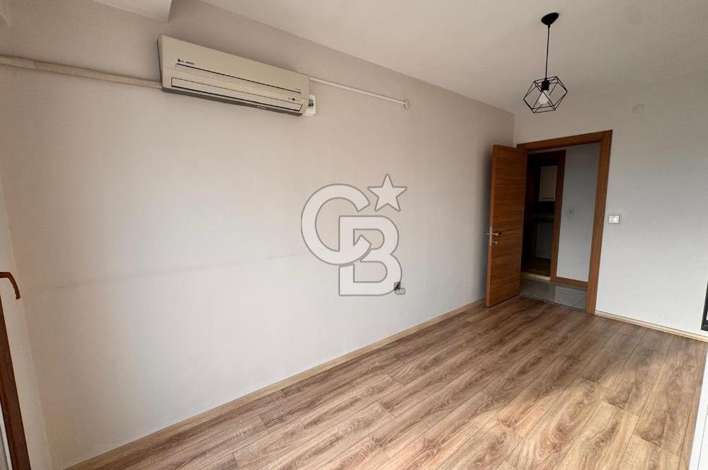 Menemen Taş Konakları Sitesinde Havuz Cepheli Geniş 3+1 Kiralık