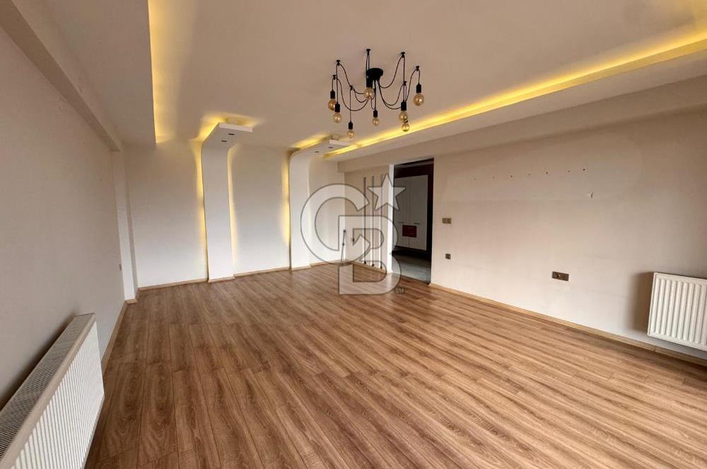 Menemen Taş Konakları Sitesinde Havuz Cepheli Geniş 3+1 Kiralık
