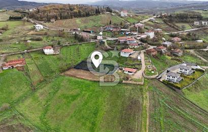 İZMİT BÖĞÜRGEN/SEFERLER KÖYÜNDE %40 İMARLI 1015 m² SATILIK ARSA