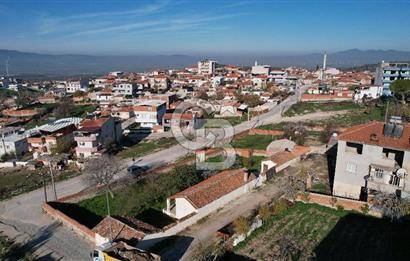 İzmir Bergama Zeytindağ da Satılık 2 Ev 1000 m2 Arsa Köy içinde