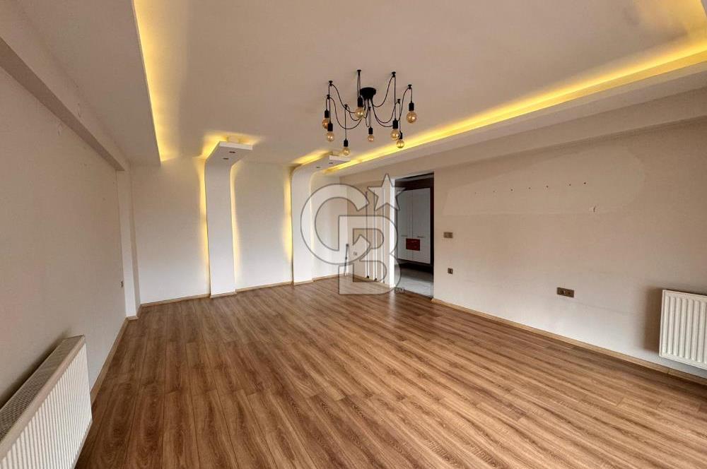 Menemen Taş Konakları Sitesinde Havuz Cepheli Geniş 3+1 Kiralık