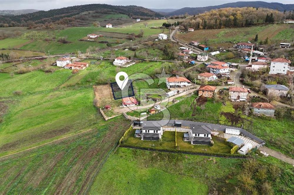 İZMİT BÖĞÜRGEN/SEFERLER KÖYÜNDE %40 İMARLI 1015 m² SATILIK ARSA