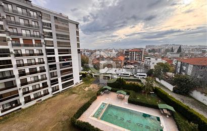 Menemen Taş Konakları Sitesinde Havuz Cepheli Geniş 3+1 Kiralık